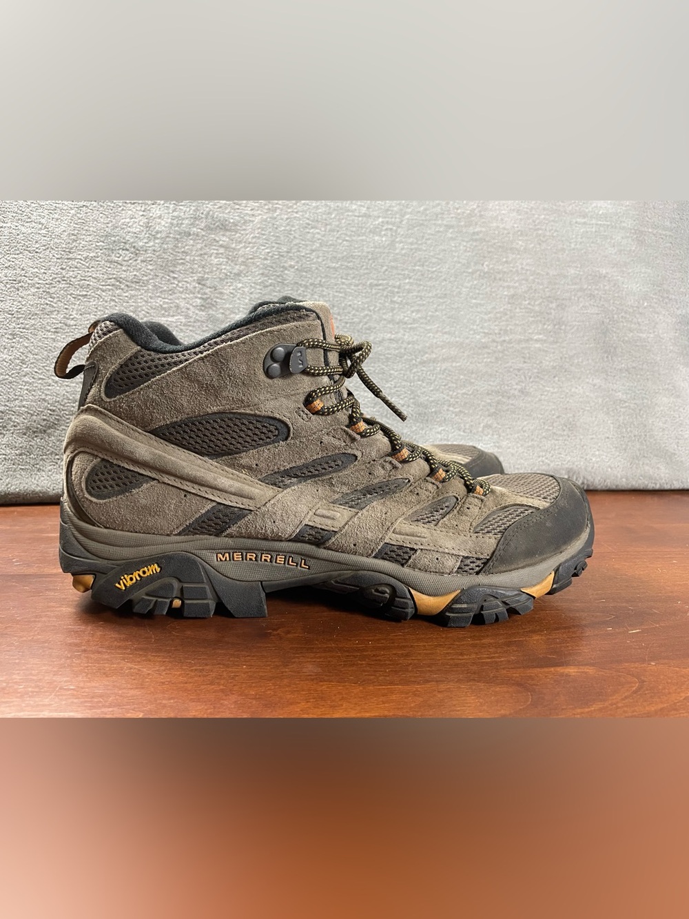 MERRELL Walnut Mid Mens 13 Vibram Hiking Boots Shoes Suede Leather Used